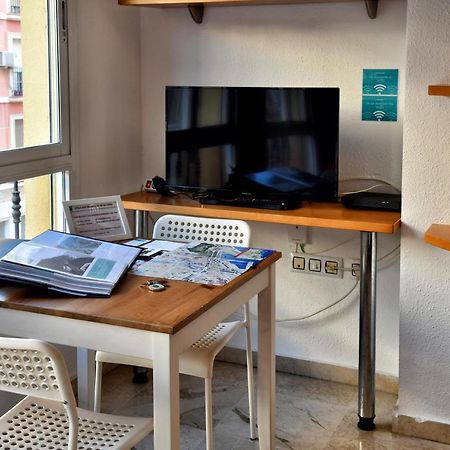 Wonderstays Apartamentos Vela Malaga Ngoại thất bức ảnh