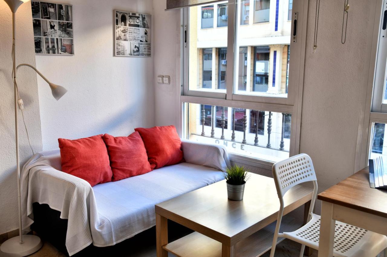 Wonderstays Apartamentos Vela Malaga Ngoại thất bức ảnh