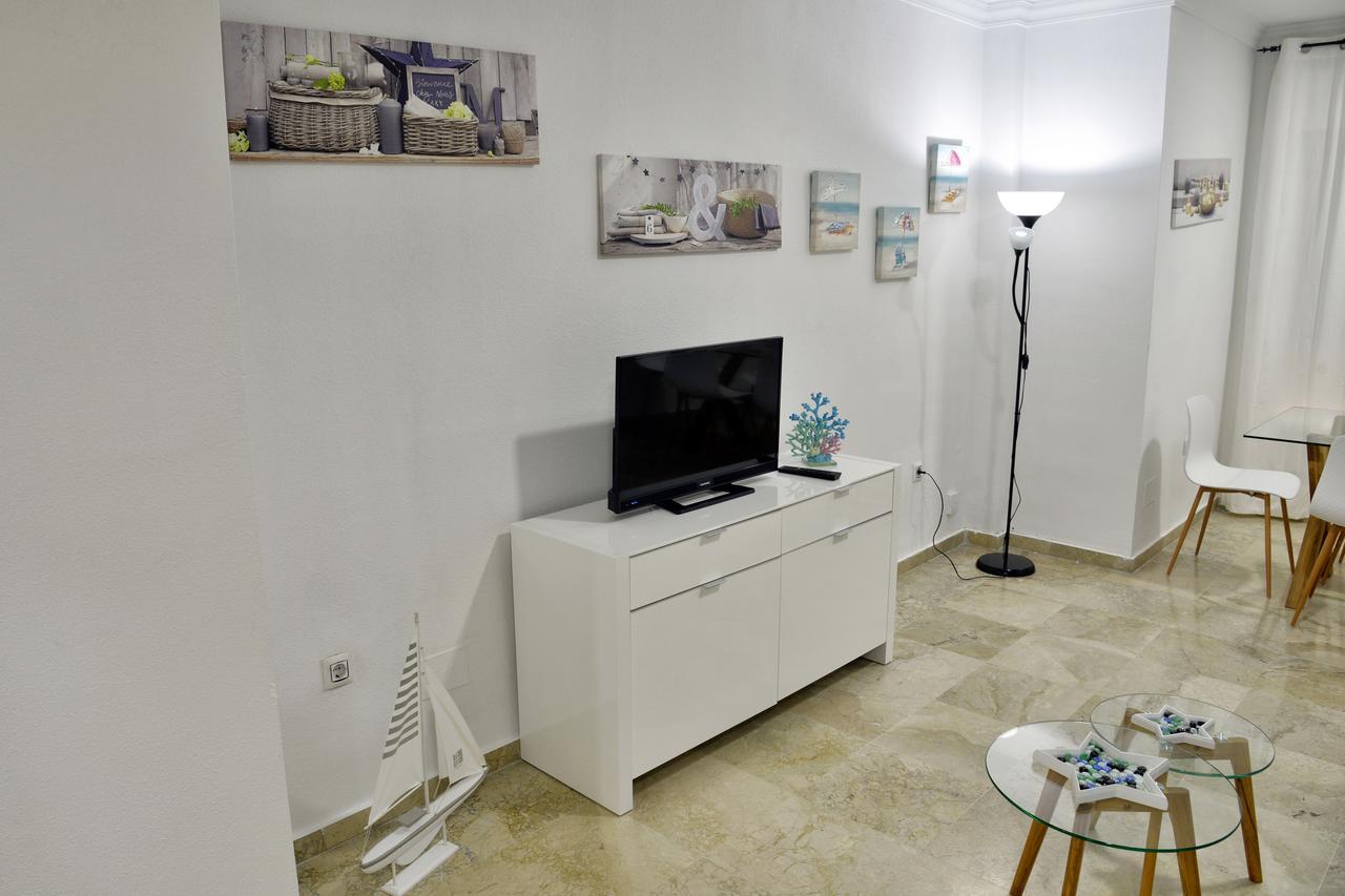 Wonderstays Apartamentos Vela Malaga Ngoại thất bức ảnh