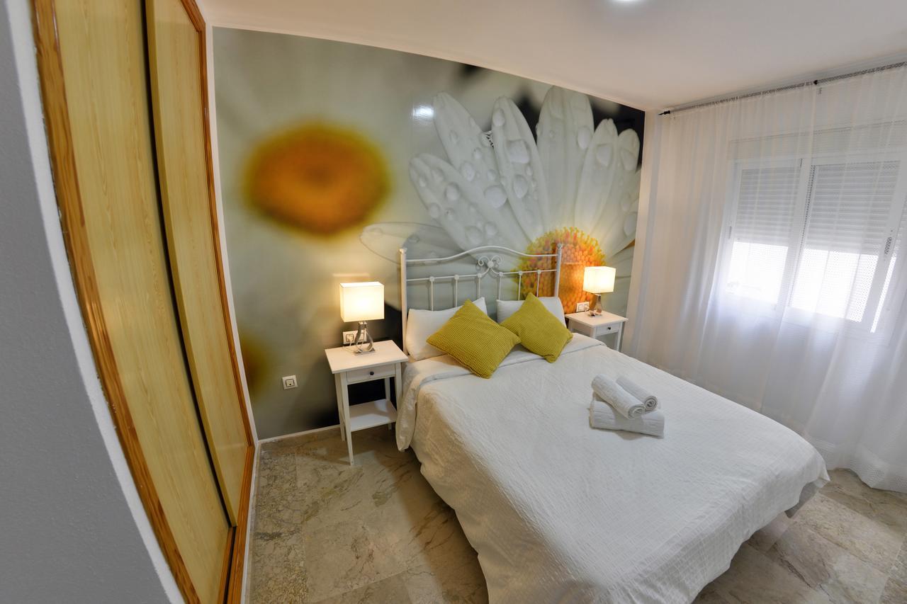 Wonderstays Apartamentos Vela Malaga Ngoại thất bức ảnh