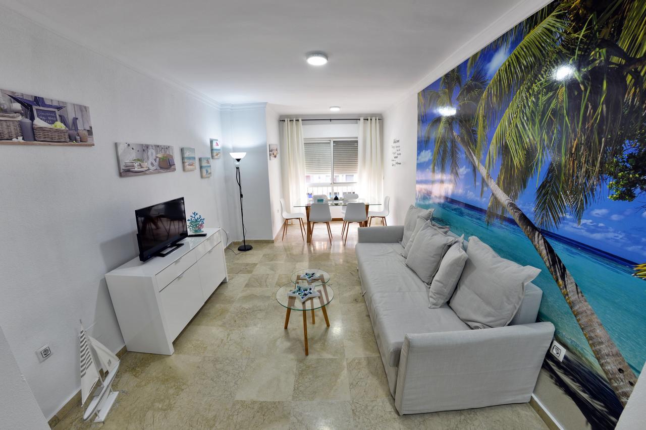 Wonderstays Apartamentos Vela Malaga Ngoại thất bức ảnh